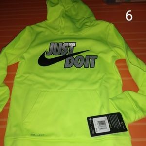 Nwt Nike boy hoody hoodie sz 6